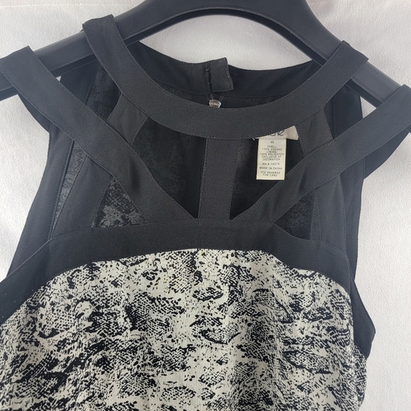 Cache snake print cutout strappy top Size XS - Picture 2 of 4